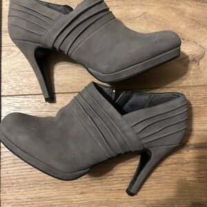 Gray Women's Heeled Ankle Boots